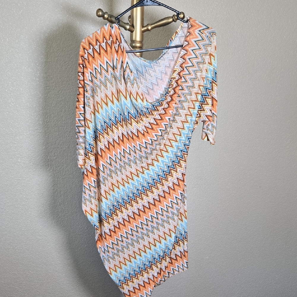 Colorful Zigzag Patterned Top
